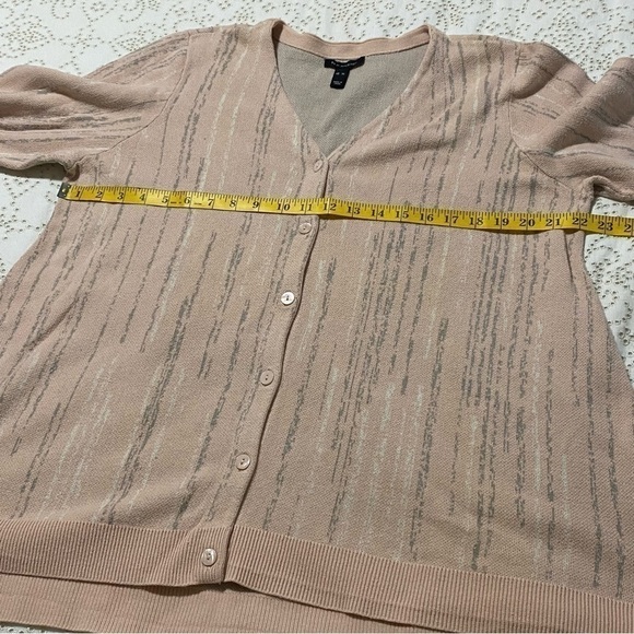 H by Halston button up flared cardigan size XL - Picture 9 of 9